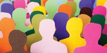 Ye Chehray Hamaray Chehray Kiun Nahi Hain