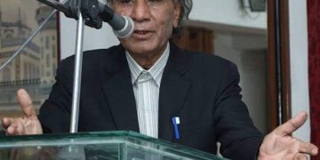 احسن سلیم جو خاک سے نکلا تھا