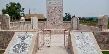 جرپال کا راجہ ٹھاکردوارے کے مورچے اور چیمبر میں گولی