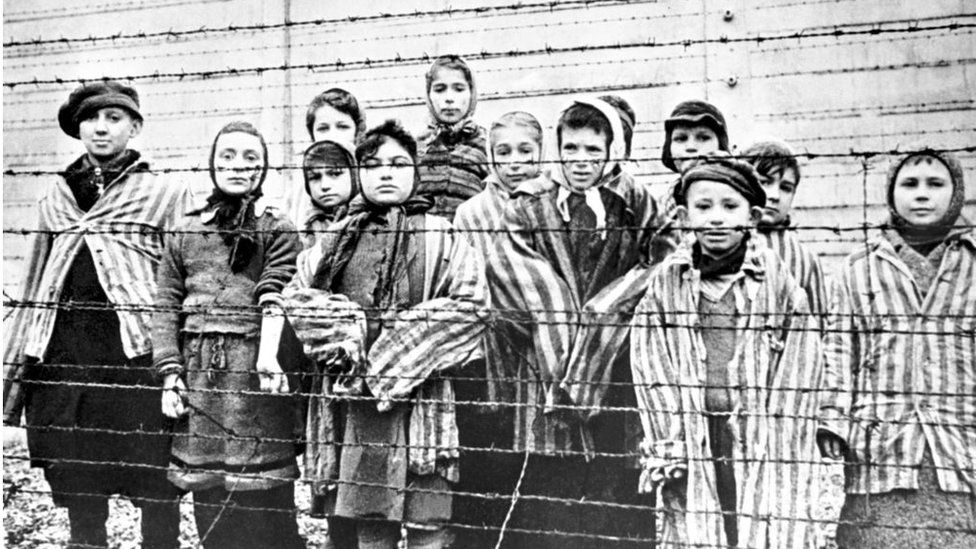 27 January Holocaust K Alami Din K Moqa Par Khasoosi Tahreer