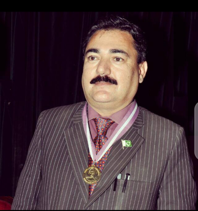 رئیس احمد کمار کا افسانہ عمرہ فنی و فکری مطالعہ